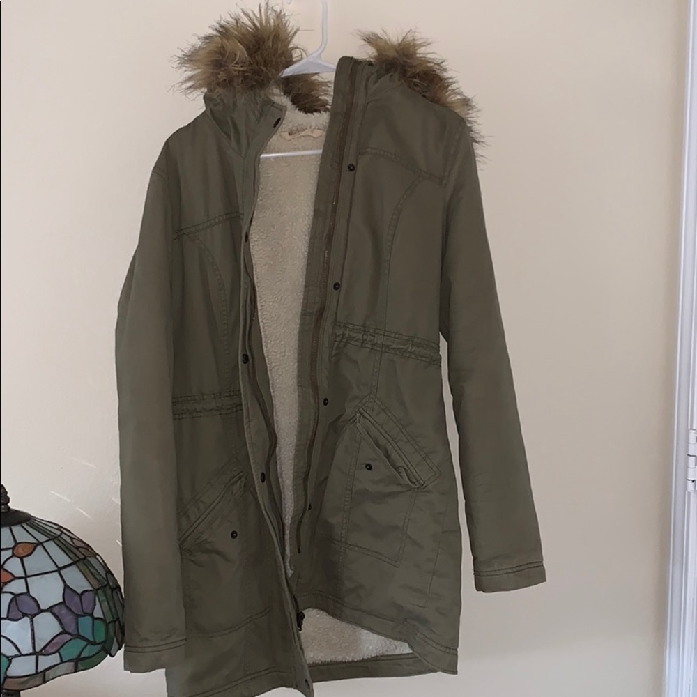 Women’s heavyweight jacket. Insulated